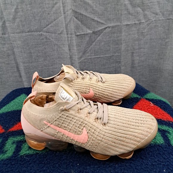 Nike Air Vapormax Flyknit 3 Light Cream CT1274-200 Women’s Size 7 Year 2020 - Picture 2 of 13